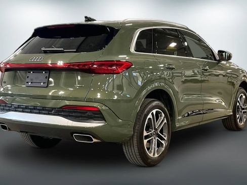 Certified 2025 Audi Q5 Premium w/ Convenience Package AWD/4WD image 13