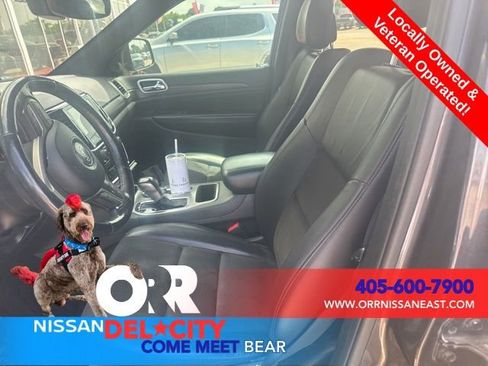 Used 2020 Jeep Grand Cherokee Altitude AWD/4WD image 3