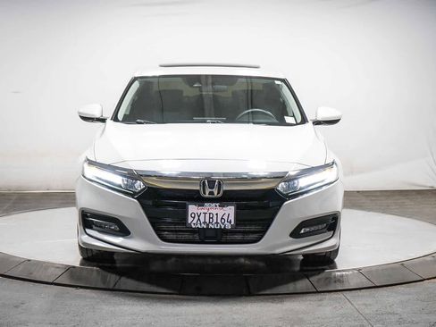 Used 2018 Honda Accord EX image 3