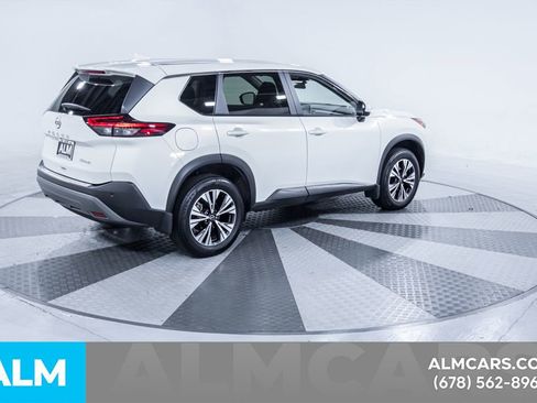 Used 2023 Nissan Rogue SV AWD/4WD image 10