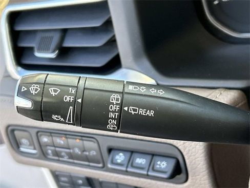 Used 2021 GMC Yukon Denali w/ Max Trailering Package image 40