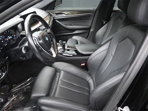 Used 2018 BMW 530i xDrive image 6