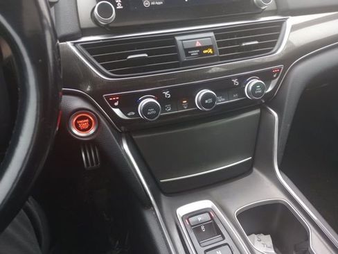 Used 2020 Honda Accord Sport image 8