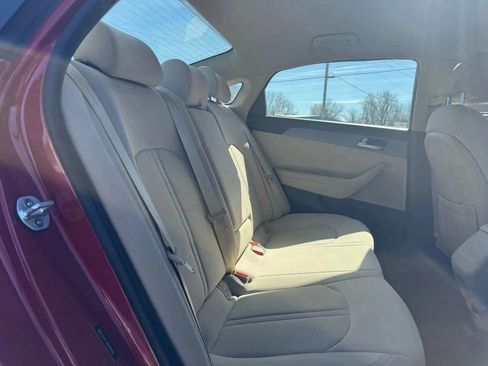 Used 2017 Hyundai Sonata SE image 25