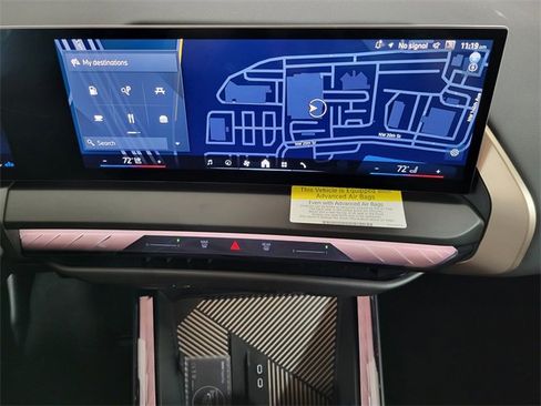 Used 2025 BMW X3 xDrive30i w/ Convenience Package image 9