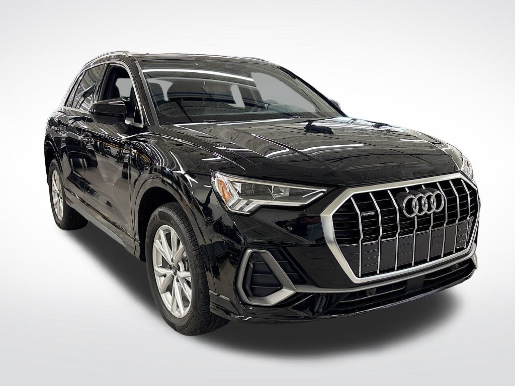 Used 2025 Audi Q3 2.0T Premium w/ Convenience Package AWD/4WD image 7