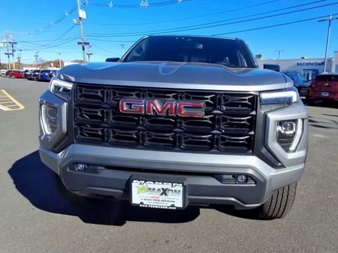 Used 2023 GMC Canyon Elevation w/ Elevation Premium Package image 7