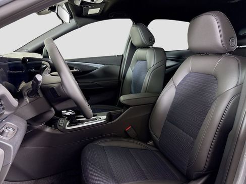 Used 2025 Buick Envista Preferred w/ Convenience I Package image 23