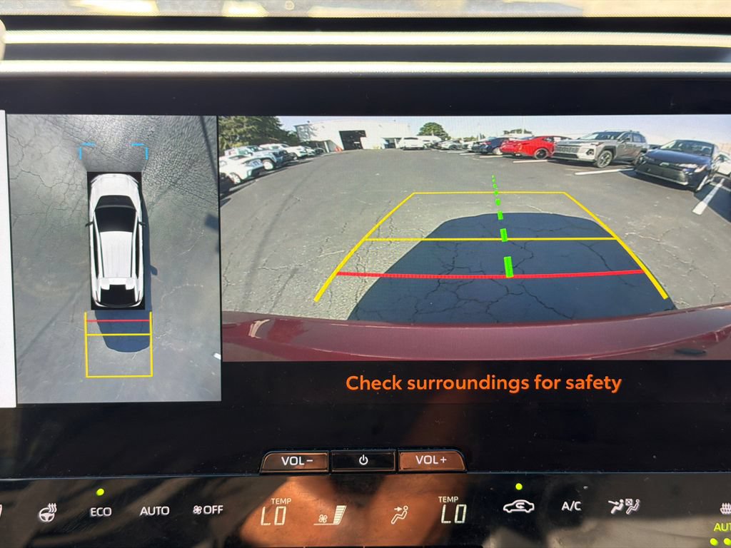 Used 2024 Toyota bZ4X FWD image 33