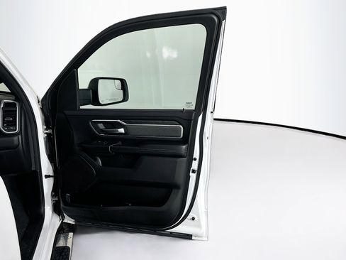 Used 2022 RAM 1500 Big Horn image 32