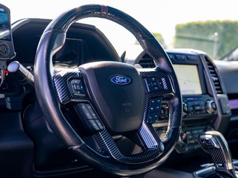 Used 2017 Ford F150 Raptor w/ Equipment Group 802A Luxury AWD/4WD image 14