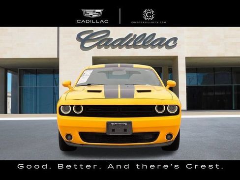 Used 2019 Dodge Challenger SXT w/ Blacktop Package RWD image 7