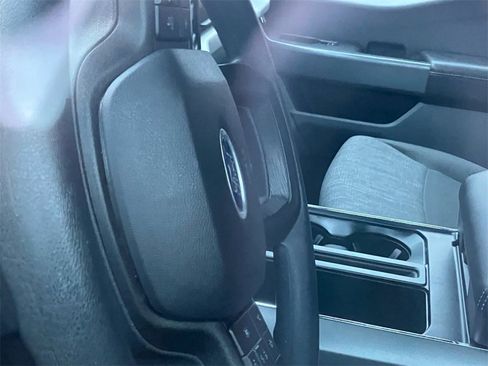 Used 2022 Ford F150 XLT image 7