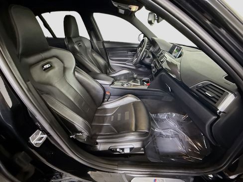 Used 2018 BMW M3 Base image 29