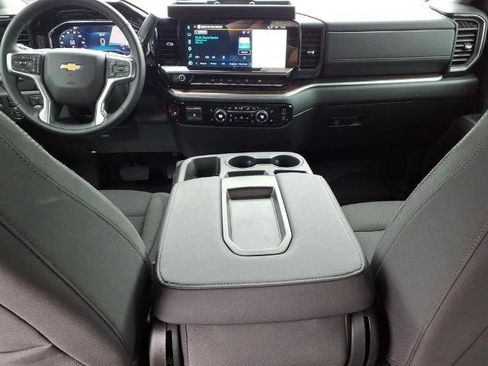 Used 2025 Chevrolet Silverado 1500 LT w/ Protection Package AWD/4WD image 16