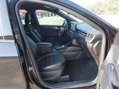 Used 2024 Ford Escape ST-Line w/ Tech Pack #1 FWD image 15