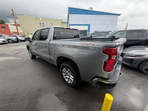 Used 2024 Chevrolet Silverado 1500 LT AWD/4WD image 3