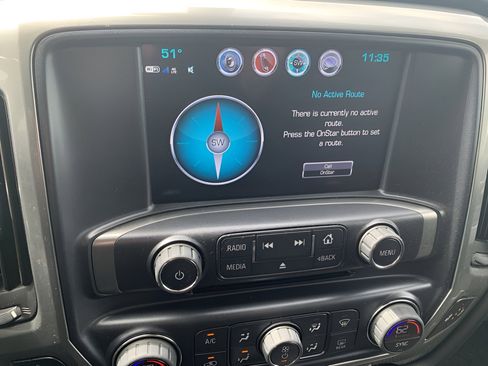 Used 2018 Chevrolet Silverado 1500 LT w/ All Star Edition AWD/4WD image 16