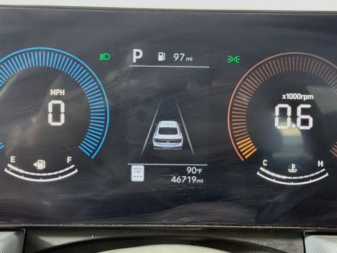 Used 2025 Hyundai Sonata SEL FWD image 19