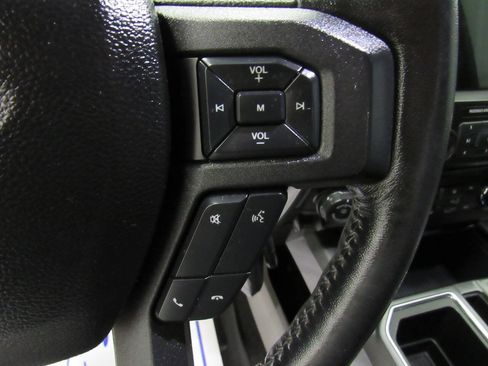 Used 2018 Ford F150 XLT w/ Equipment Group 301A Mid AWD/4WD image 37