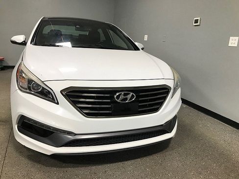 Used 2015 Hyundai Sonata Limited 2.0T FWD image 8