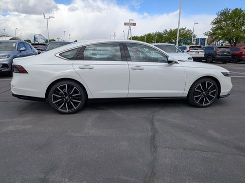 New 2026 Honda Accord Touring image 2