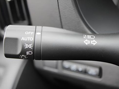 New 2026 Nissan Frontier SV AWD/4WD image 27