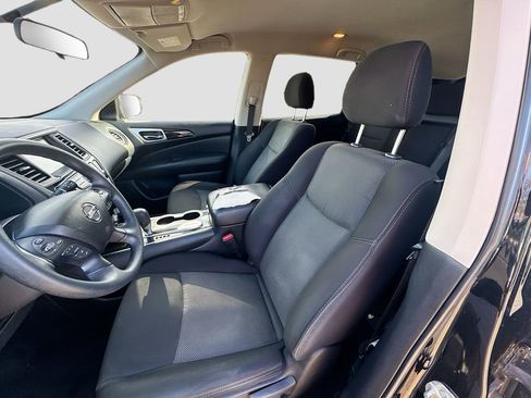 Used 2020 Nissan Pathfinder S image 19