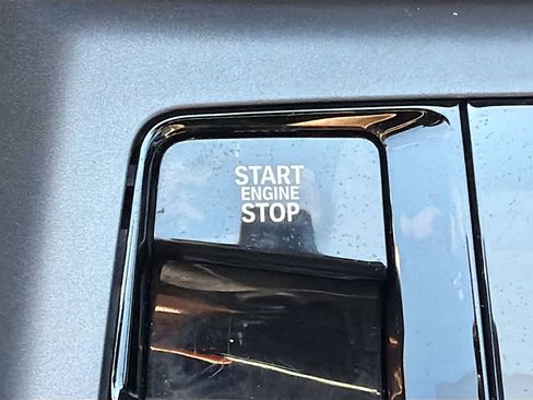 Used 2025 BMW X3 xDrive30i w/ Premium Package image 38