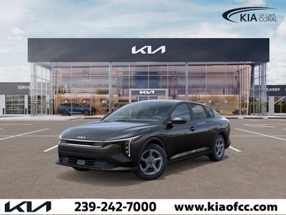 New 2025 Kia K4 LXS