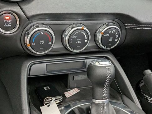 Used 2025 MAZDA MX-5 Miata Grand Touring image 27