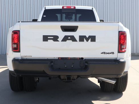 New 2026 RAM 3500 Tradesman AWD/4WD image 7