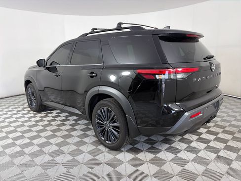 Used 2026 Nissan Pathfinder SL w/ SL Premium Package AWD/4WD image 5