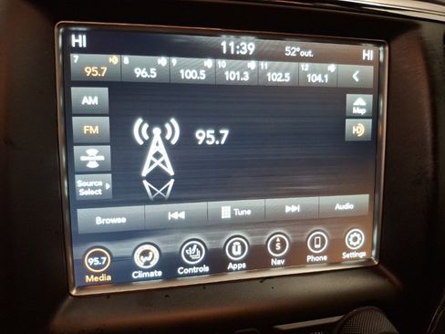 Used 2018 Jeep Grand Cherokee Limited w/ Trailer Tow Group IV image 22