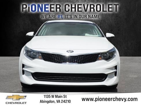 Used 2018 Kia Optima LX image 10