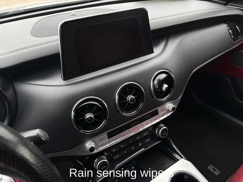 Used 2019 Kia Stinger GT2 AWD/4WD image 19