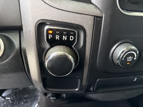 Used 2018 RAM 1500 Tradesman w/ Popular Equipment Group RWD image 9