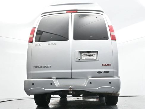 Used 2017 GMC Savana 2500 RWD image 58