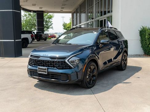 Certified 2025 Kia Sportage X-Line AWD/4WD image 3