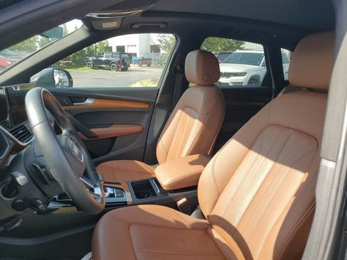 Used 2022 Audi Q5 2.0T Premium w/ Convenience Package AWD/4WD image 5