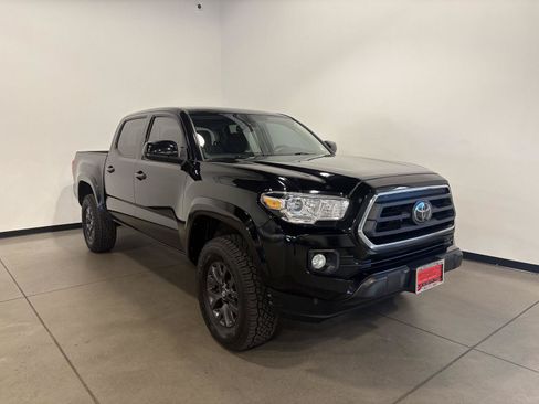 Used 2023 Toyota Tacoma SR5 AWD/4WD image 1