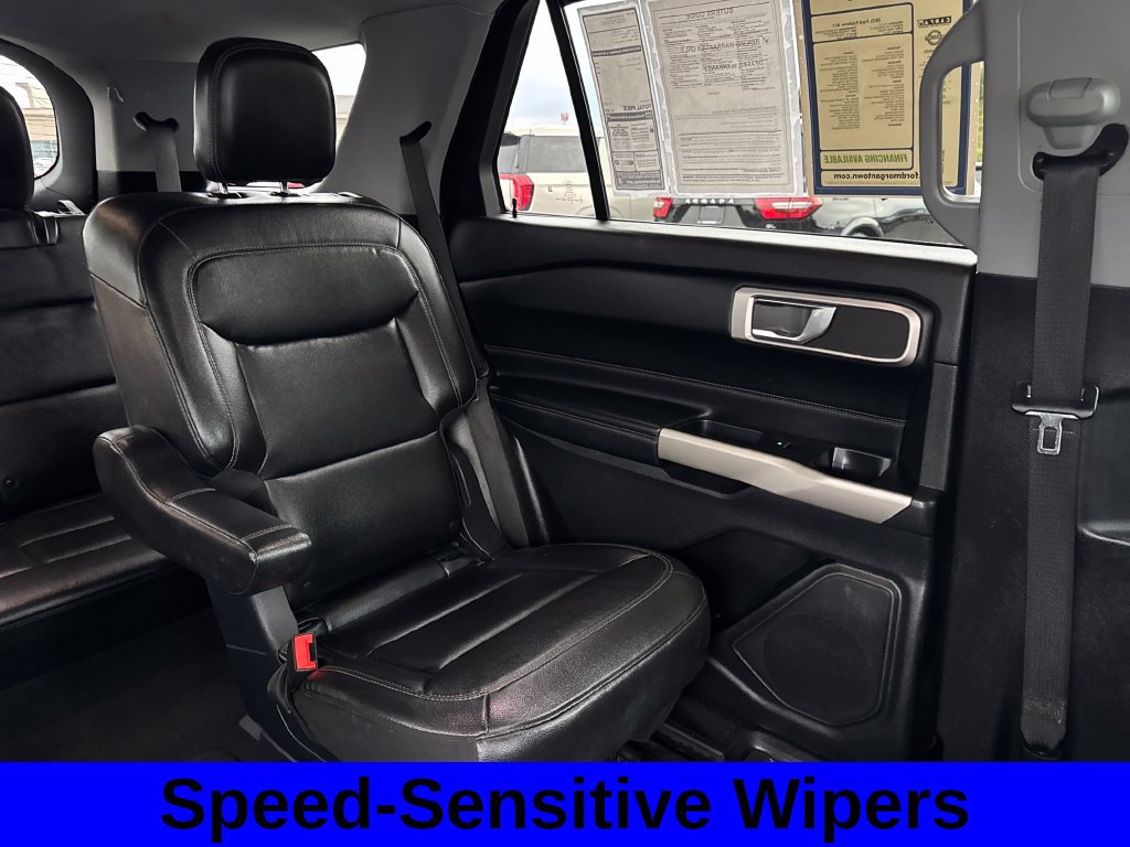 Used 2021 Ford Explorer XLT w/ Equipment Group 202A AWD/4WD image 15