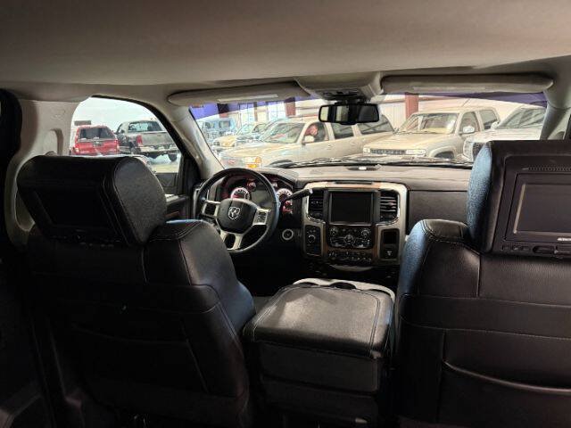 Used 2015 RAM 2500 Laramie w/ Convenience Group AWD/4WD image 14