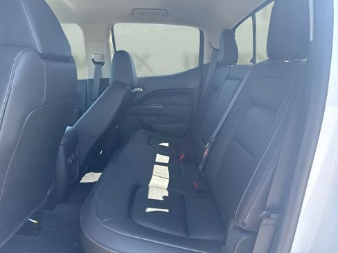 Used 2022 Chevrolet Colorado ZR2 AWD/4WD image 9