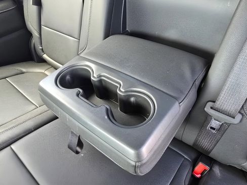 Used 2023 Chevrolet Silverado 2500 LTZ AWD/4WD image 9