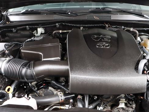 Used 2021 Toyota Tacoma SR5 image 30