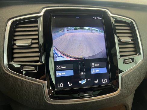 Used 2018 Volvo XC90 T6 Momentum w/ Momentum Plus Package AWD/4WD image 15
