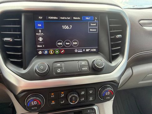 Used 2023 GMC Acadia SLT FWD image 27