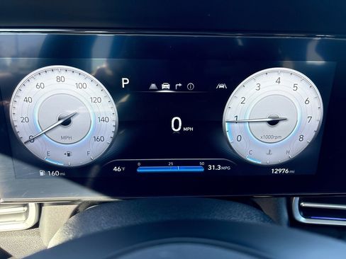 Used 2024 Hyundai Elantra SEL FWD image 16