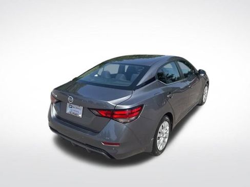 Used 2022 Nissan Sentra S FWD image 5